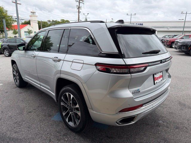 Used 2023 Jeep Grand Cherokee Overland AWD/4WD image 14
