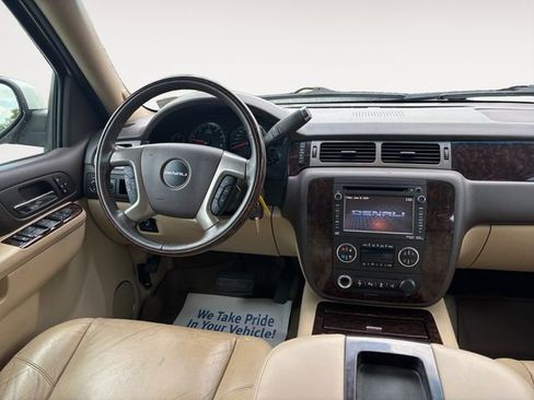 Used 2012 GMC Yukon XL Denali AWD/4WD image 12
