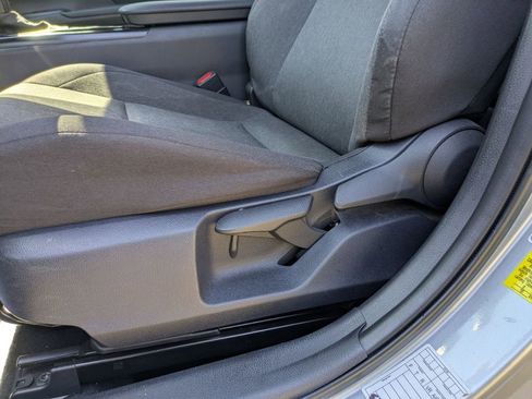 Used 2025 Toyota Camry LE image 13