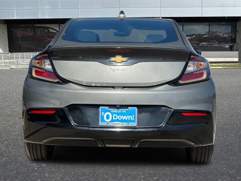 Used 2017 Chevrolet Volt LT FWD image 8