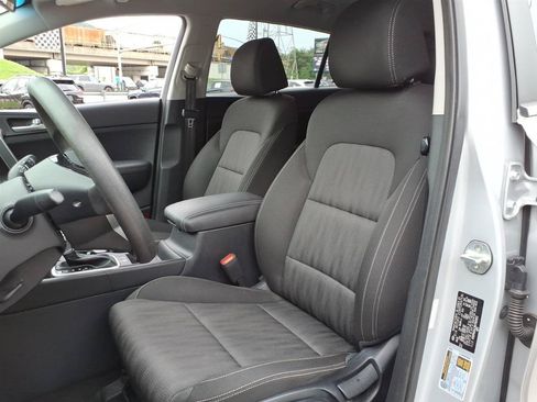 Used 2022 Kia Sportage LX FWD image 7