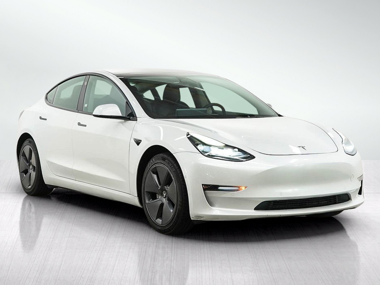 Used 2022 Tesla Model 3 Long Range AWD/4WD image 7