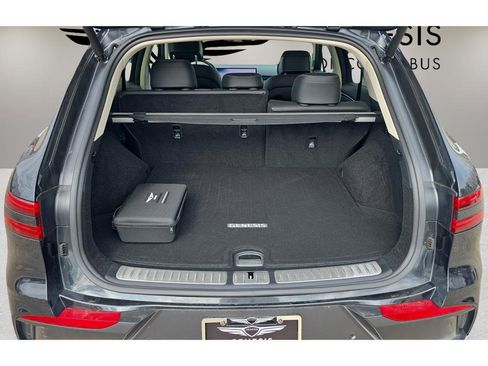 New 2026 Genesis GV70 2.5T Advanced image 1