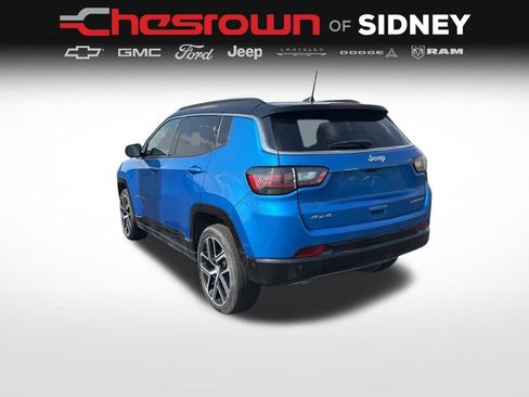 Used 2024 Jeep Compass Limited w/ Elite Group AWD/4WD image 3