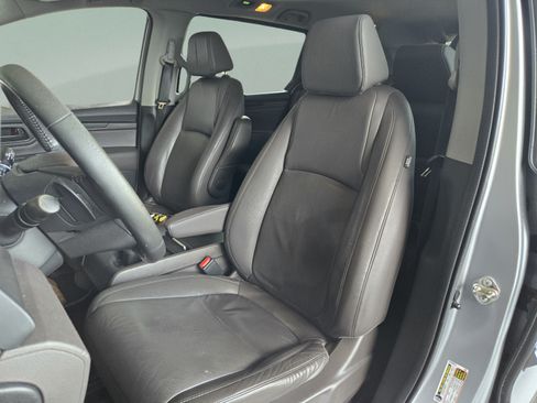 Used 2018 Honda Odyssey EX-L image 12