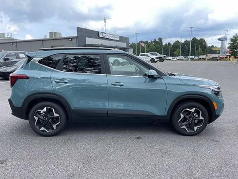 Used 2026 Kia Seltos EX FWD image 14
