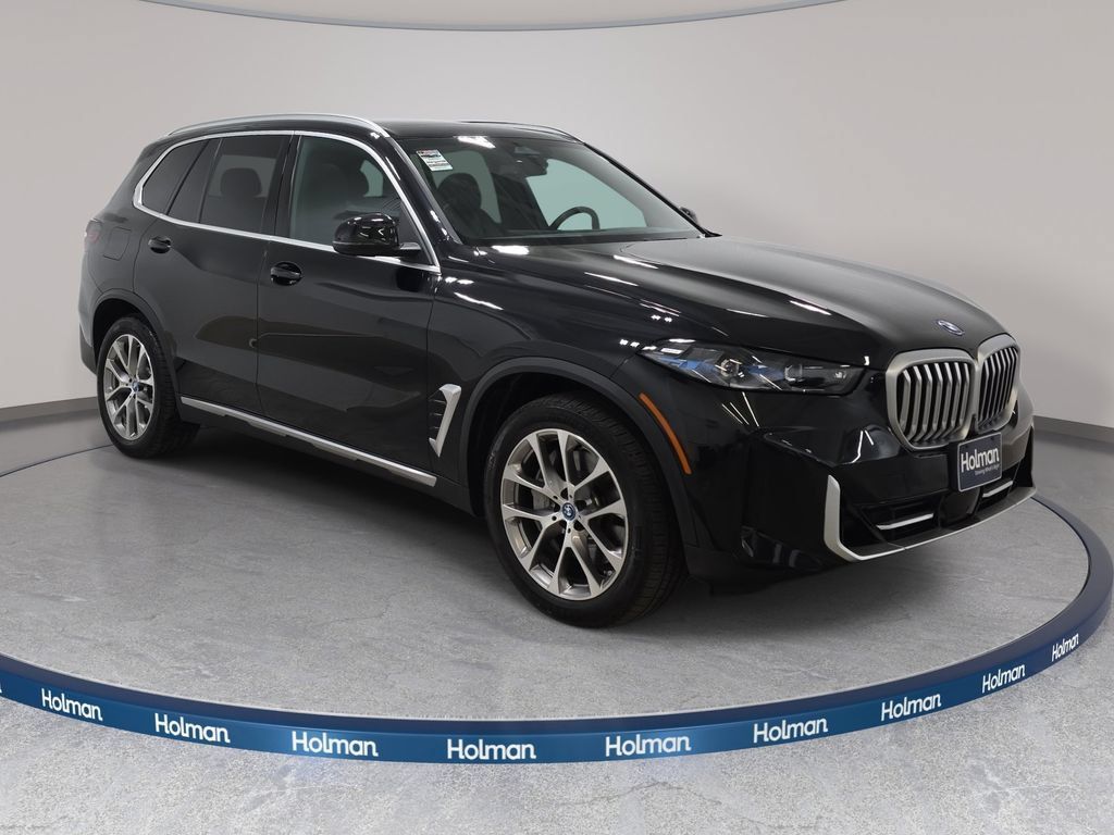 Used 2025 BMW X5 xDrive50e AWD/4WD image 4