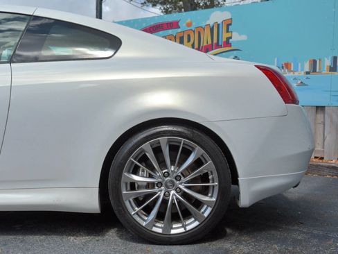 Used 2014 INFINITI Q60 Journey w/ Premium Package RWD image 9