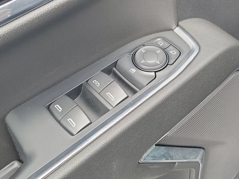 Used 2024 GMC Sierra 1500 Elevation AWD/4WD image 18