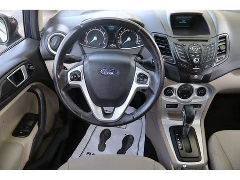 Used 2016 Ford Fiesta SE w/ Cold Weather Package FWD image 8