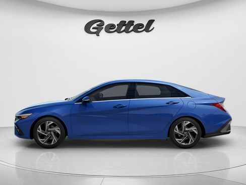 New 2026 Hyundai Elantra Limited FWD image 8