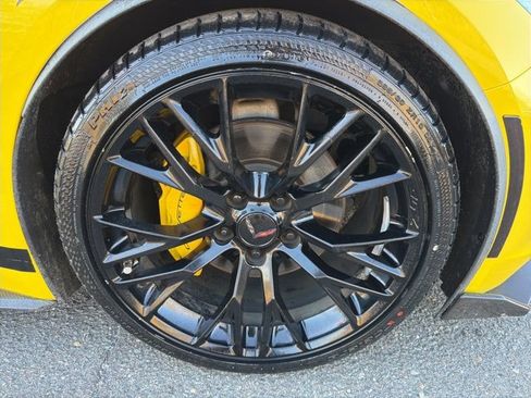 Used 2016 Chevrolet Corvette Stingray Coupe w/ 2LT Preferred Equipment Group image 9