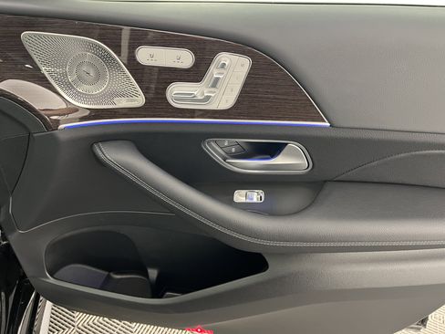 Certified 2024 Mercedes-Benz GLS 450 4MATIC image 26