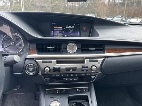 Used 2017 Lexus ES 350 image 29