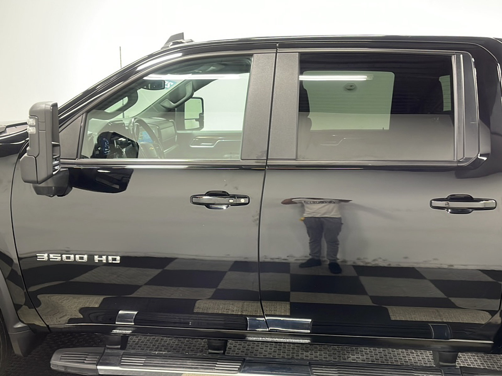 Used 2025 Chevrolet Silverado 3500 LT w/ Safety Package AWD/4WD image 14