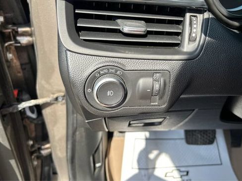 Used 2018 Buick Envision Essence AWD/4WD image 18