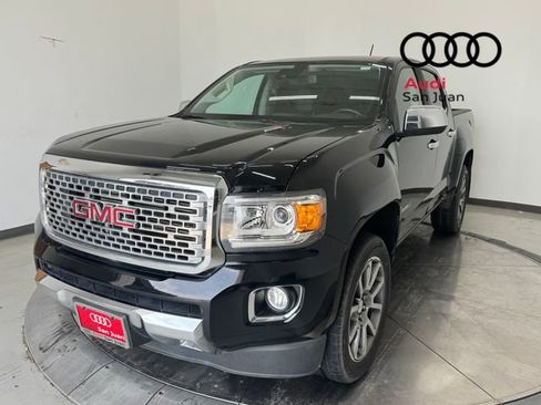 Used 2019 GMC Canyon Denali RWD image 3