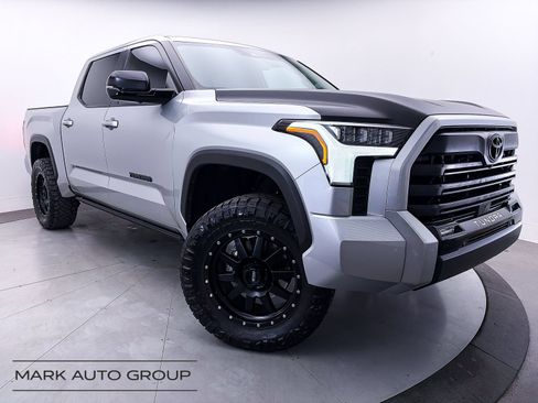 Used 2024 Toyota Tundra Limited AWD/4WD image 1
