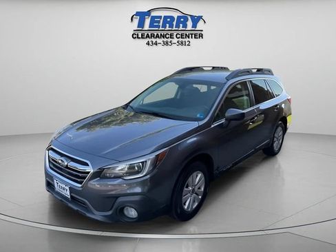 Used 2019 Subaru Outback 2.5i Premium AWD/4WD image 3