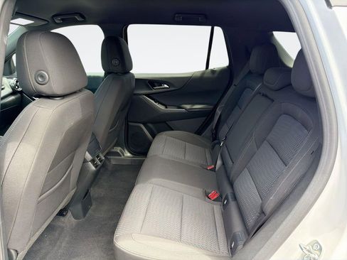 Used 2025 Chevrolet Equinox LT FWD image 23