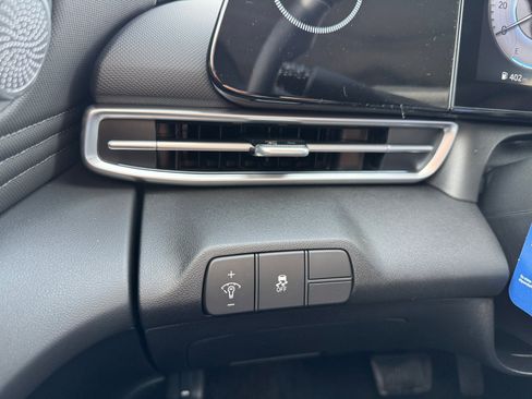 New 2026 Hyundai Elantra Limited image 19