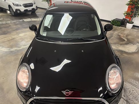 Used 2020 MINI Cooper 2-Door Hardtop FWD image 16
