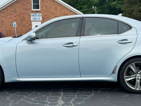 Used 2012 Lexus IS 250 w/ Premium Pkg Value Edition RWD image 4