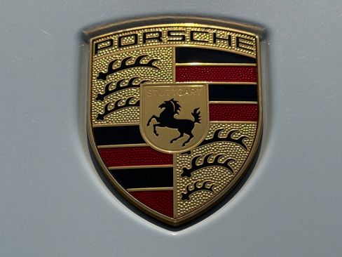 Certified 2023 Porsche Cayenne AWD/4WD image 25
