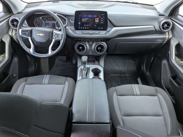 Used 2024 Chevrolet Blazer LT w/ Convenience Package FWD image 15
