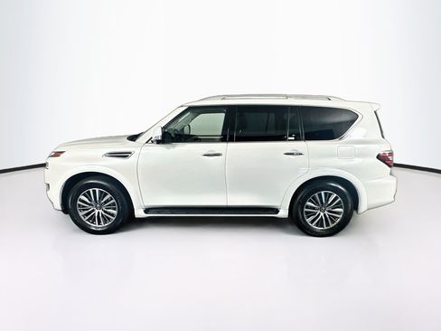 Used 2024 Nissan Armada SL w/ Captain's Chairs Package AWD/4WD image 4