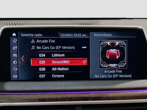 Used 2019 BMW 740i w/ Cold Weather Package image 11