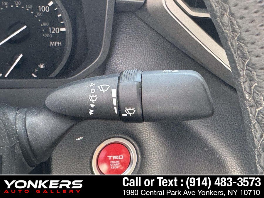 Used 2022 Toyota Tundra SR5 AWD/4WD image 15