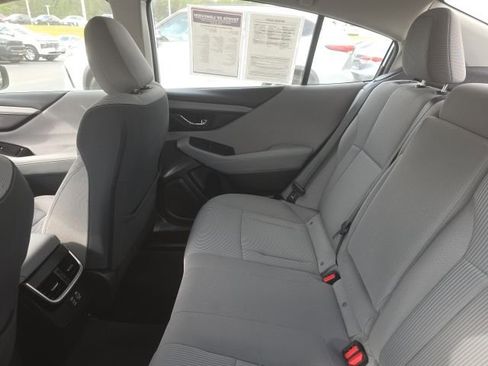 Used 2024 Subaru Legacy Premium image 5