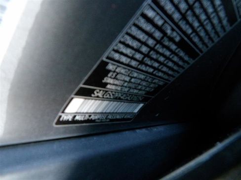 Used 2016 Land Rover Range Rover HSE image 32