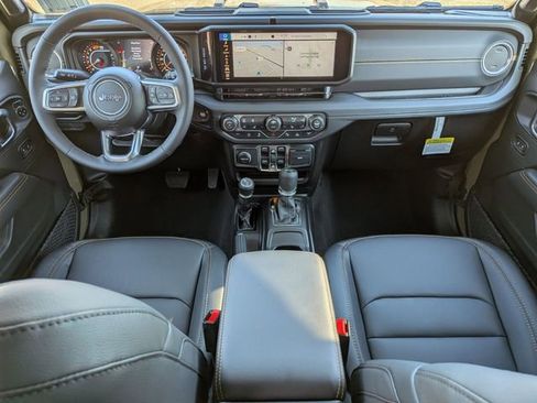 New 2026 Jeep Wrangler Sahara AWD/4WD image 15