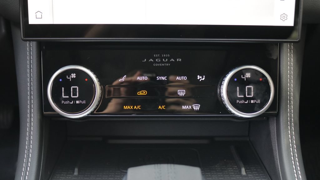 New 2026 Jaguar F-PACE R-Dynamic S AWD/4WD image 25