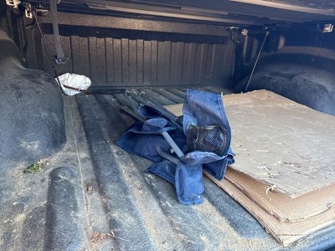 Used 2019 RAM 1500 Laramie image 8