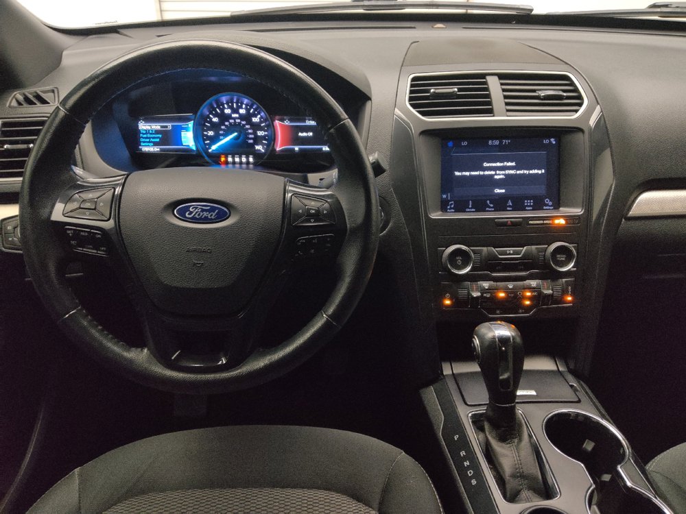 Used 2019 Ford Explorer XLT w/ Equipment Group 201A FWD image 22