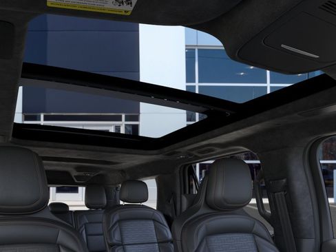 New 2025 Lincoln Navigator L Black Label AWD/4WD image 22