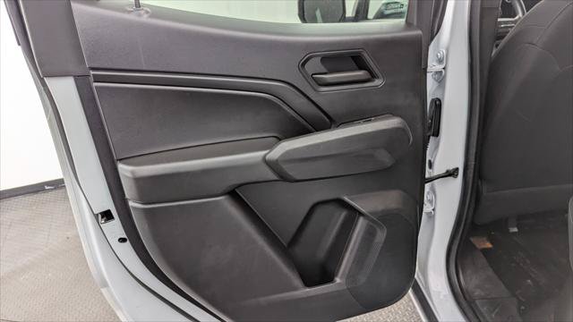 Used 2023 Chevrolet Colorado W/T RWD image 16