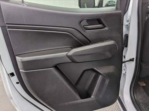 Used 2023 Chevrolet Colorado W/T RWD image 16