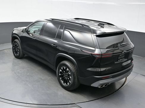 Used 2025 Chevrolet Traverse Z71 AWD/4WD image 29