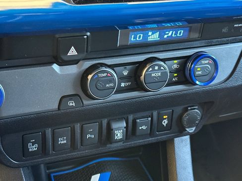 Certified 2021 Toyota Tacoma TRD Sport w/ Technology Package image 23