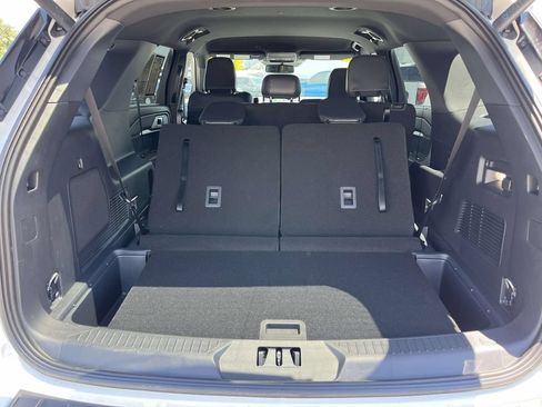 Used 2025 Ford Explorer ST-Line w/ Premium Package RWD image 11