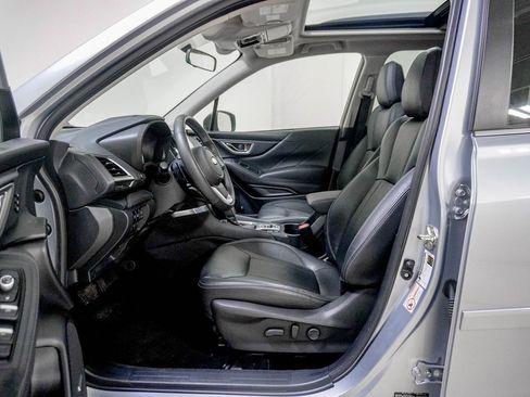 Used 2019 Subaru Forester Touring image 20