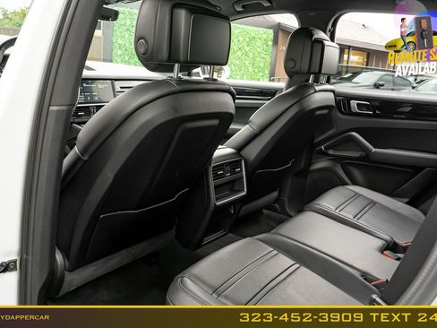 Used 2019 Porsche Cayenne AWD/4WD image 14