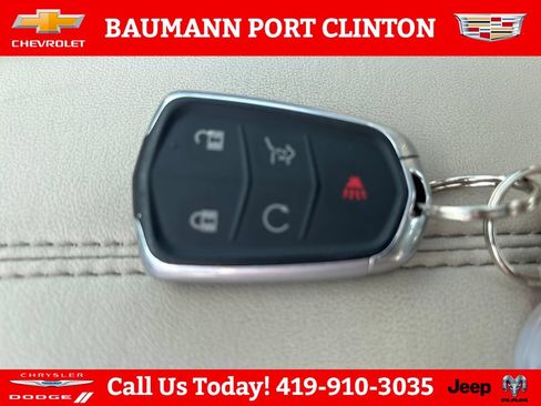 Used 2016 Cadillac XTS Luxury w/ Driver Awareness Package FWD image 30