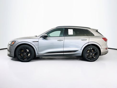 Used 2023 Audi e-tron Premium w/ Convenience Plus Package AWD/4WD image 4