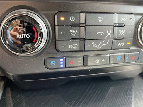 Used 2020 Ford F450 Platinum w/ FX4 Off-Road Package image 33