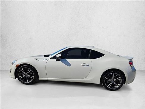 Used 2016 Scion FR-S image 9